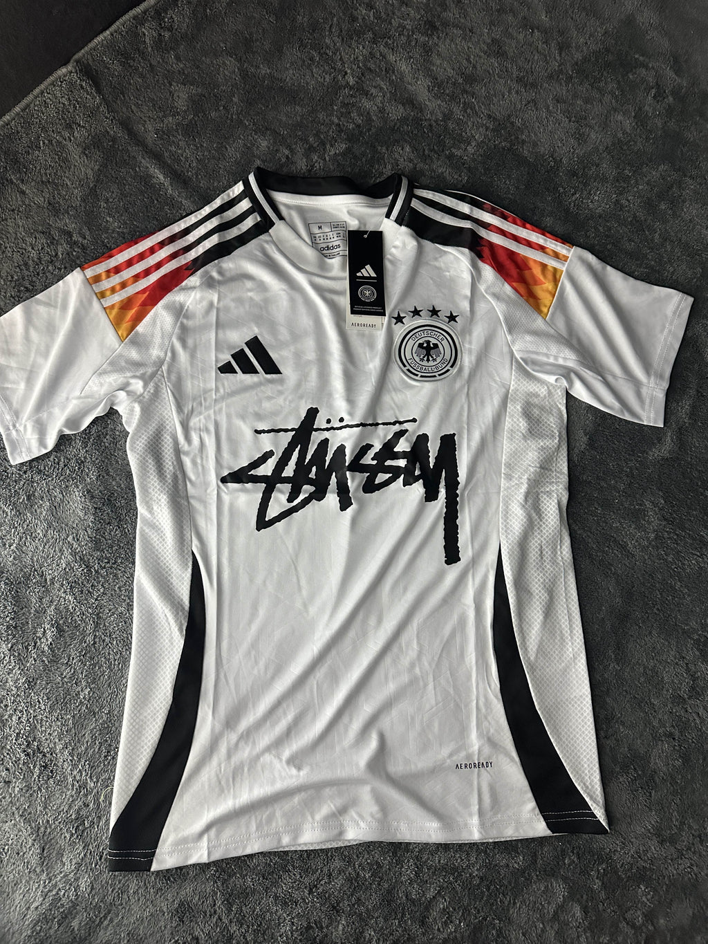 Deutschland Trikot Stuzzy Style