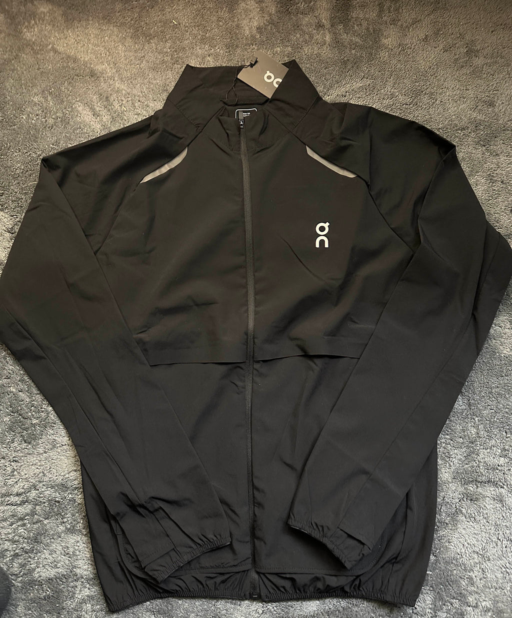 On Running Anzug Neu mit Etikett  Gr M