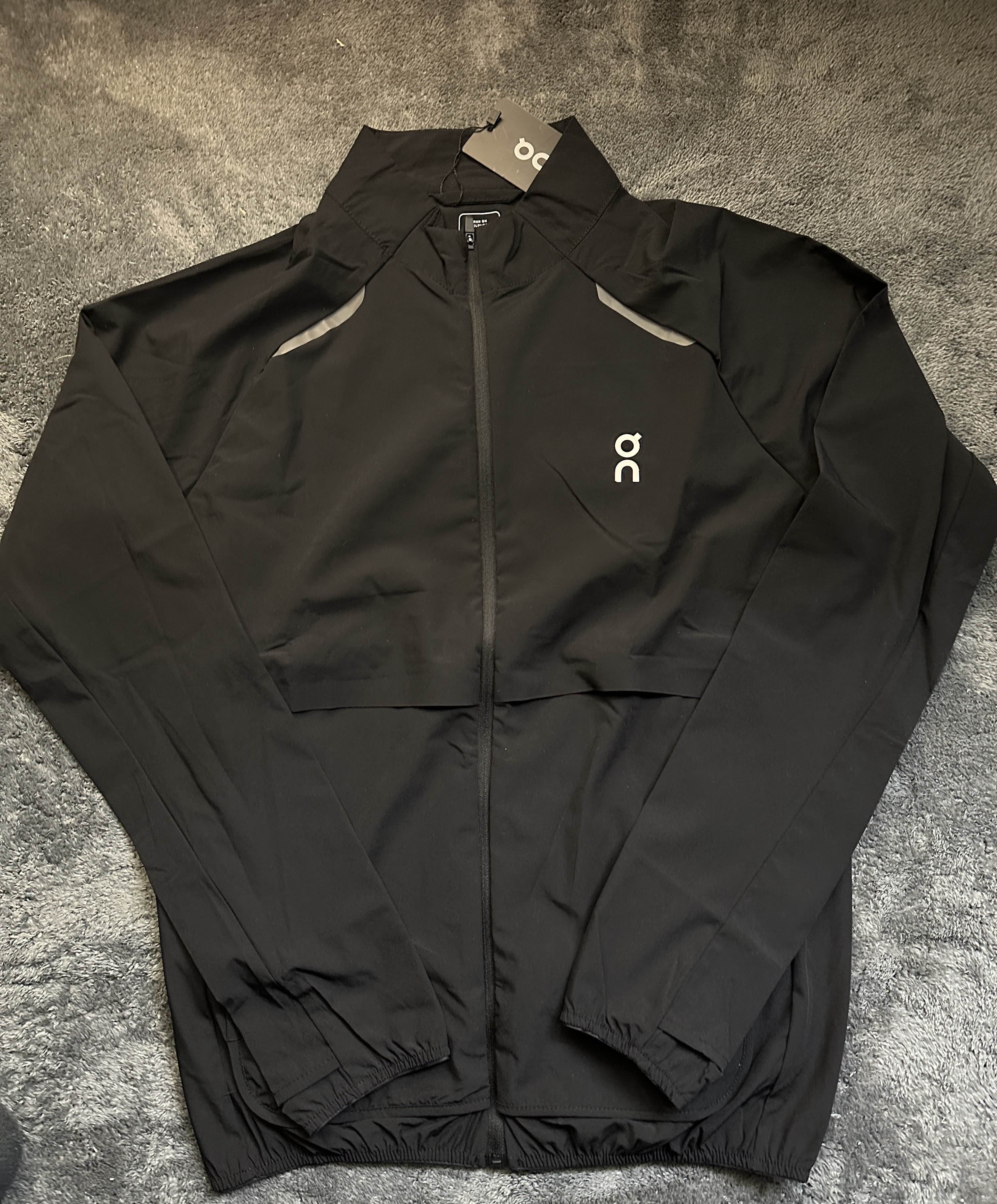 On Running Anzug Neu mit Etikett  Gr M