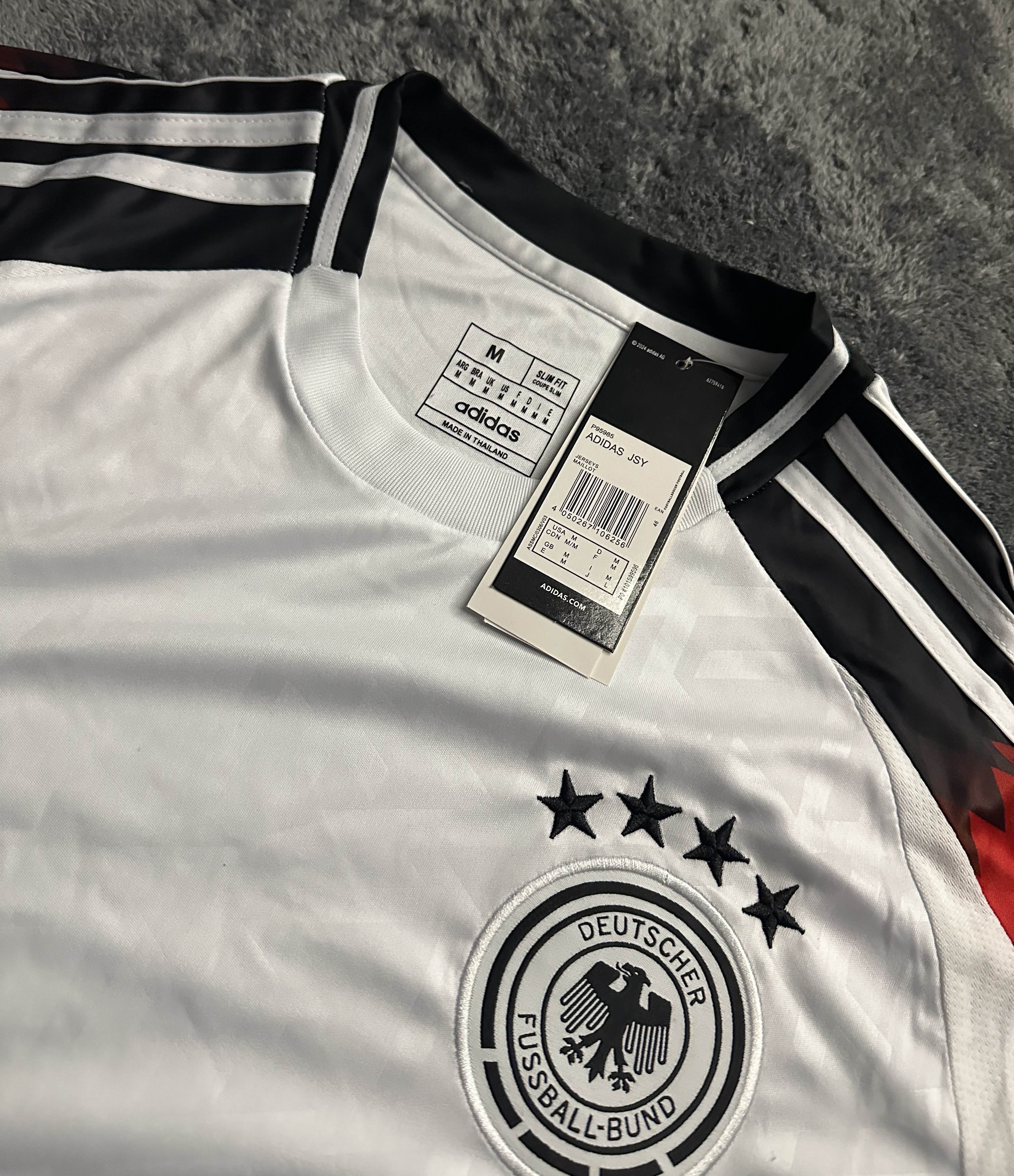 Deutschland Trikot Mit Etikett
