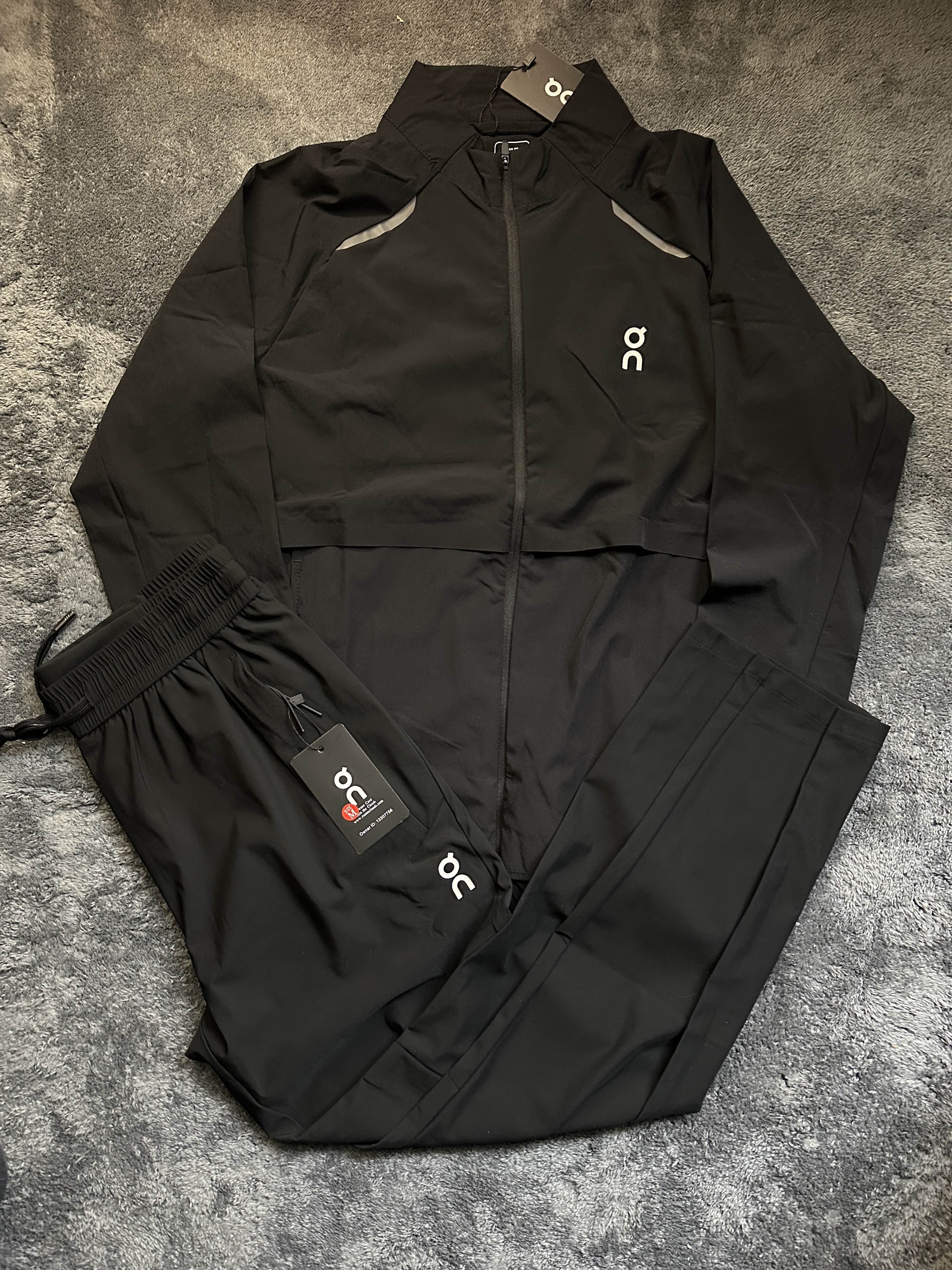 On Running Anzug Neu mit Etikett  Gr M